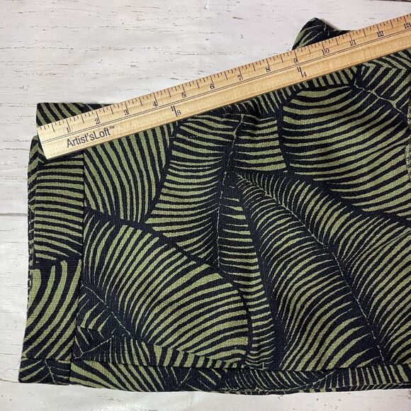 Ann Taylor Devin City Shorts Womens Size 8 Green Black Palm Leaf Print Tailored - Picture 6 of 11